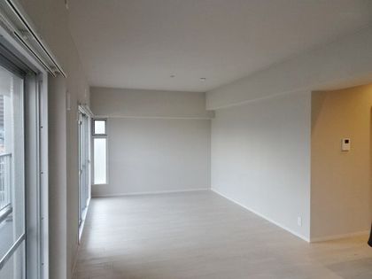 ファミールハイツ城東A棟 リビング