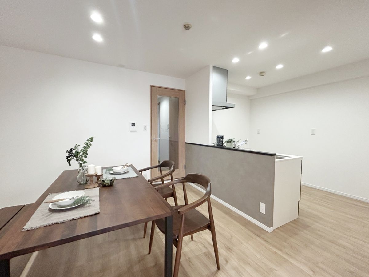 ルネ旭公園 リビング リビング