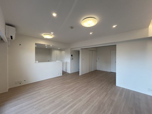 プライムコート関目パーク・ホームズ リビング プライムコート関目パーク・ホームズ リビング