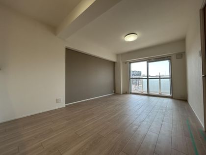 三陽ハイツ都島 リビング