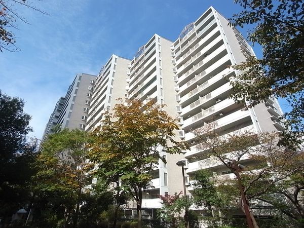 ベル・パークシティM棟 外観