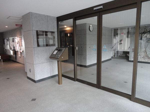 ベル・パークシティC棟 エントランス エントランス