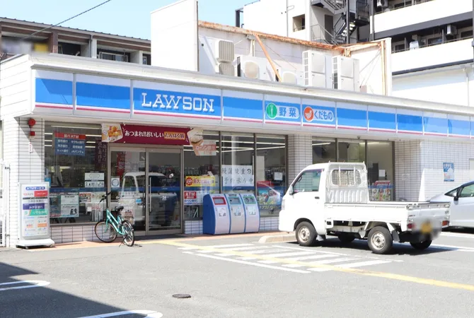 徒歩4分。