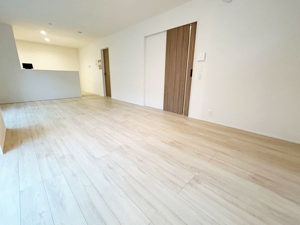 春日井市気噴町5丁目 2号棟 リビング