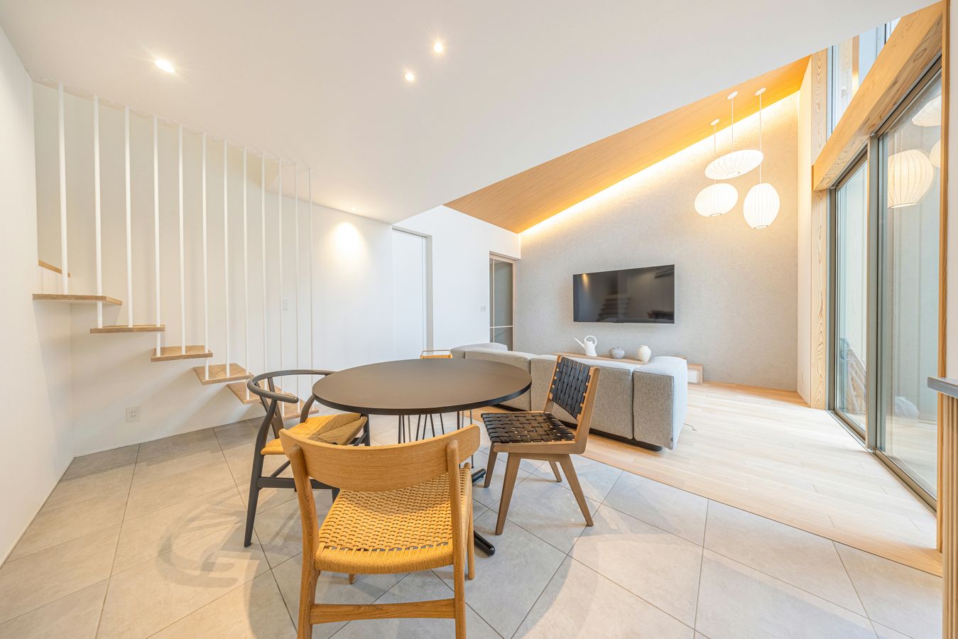 春日井市上条町10丁目 リビング リビング