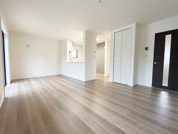 春日井市藤山台9丁目 2号棟 リビング