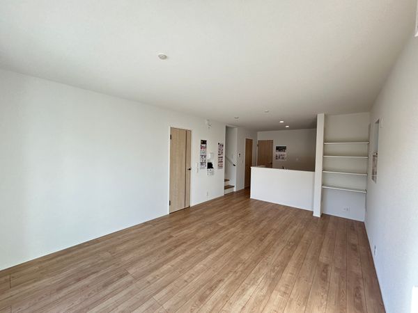 春日井市上田楽町 2号棟 リビング 春日井市上田楽町 2号棟 リビング