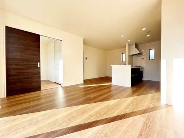 春日井市神屋町 4号棟 リビング