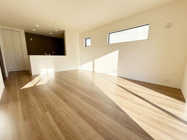 春日井市神屋町 1号棟 リビング