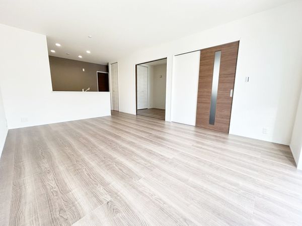 小牧市大字久保一色 2号棟 リビング