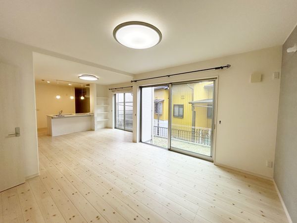 小牧市小松寺2丁目 リビング リビング