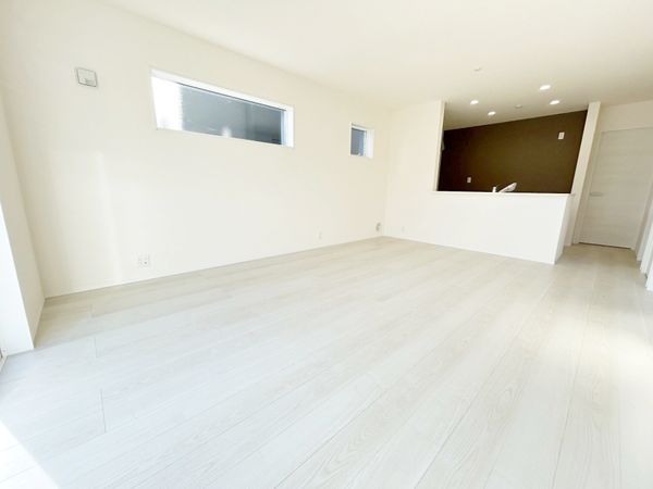 春日井市下津町 1号棟 リビング