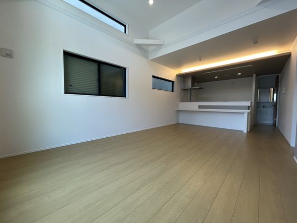 春日井市不二ガ丘3丁目 1号棟 リビング