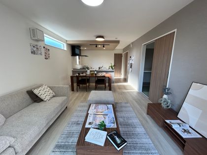 春日井市桃山町2丁目 リビング