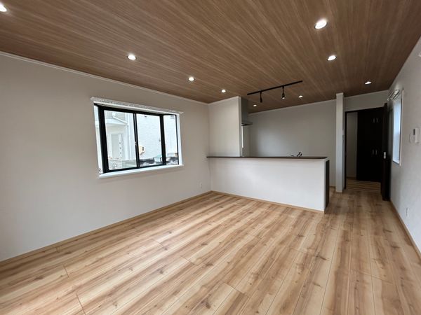 春日井市大留町1丁目 リビング 春日井市大留町1丁目 リビング