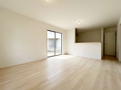 春日井市大留町5丁目 7号棟 リビング