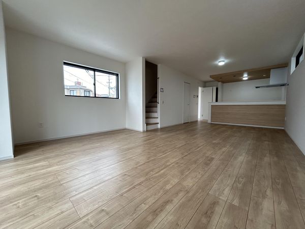 春日井市六軒屋町字水附 1号棟 リビング 春日井市六軒屋町字水附 1号棟 リビング