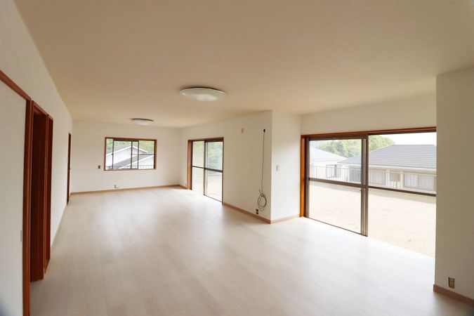 春日井市押沢台3丁目 リビング リビング