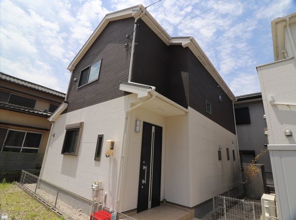 小牧市曙町 外観