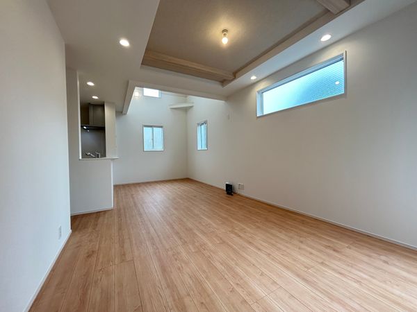 春日井市上条町10丁目 2号棟 リビング 春日井市上条町10丁目 2号棟 リビング