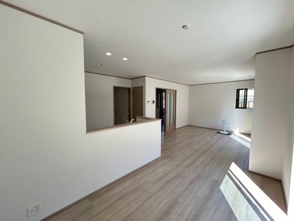 春日井市妙慶町2丁目 3号棟 リビング