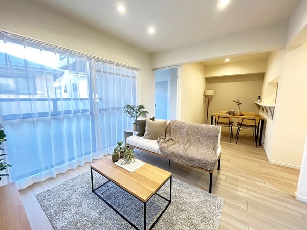 グローリアス小牧第2 リビング リビング