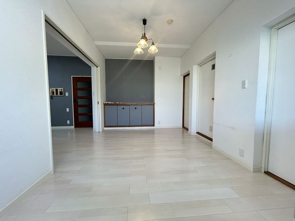 ベルピア-1高蔵寺 リビング