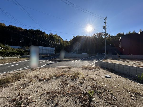 豊田市平戸橋町馬場瀬 13号地 前面道路含む外観