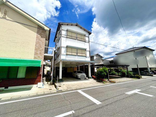 豊田市高上2丁目 前面道路含む外観 豊田市高上2丁目 前面道路含む外観