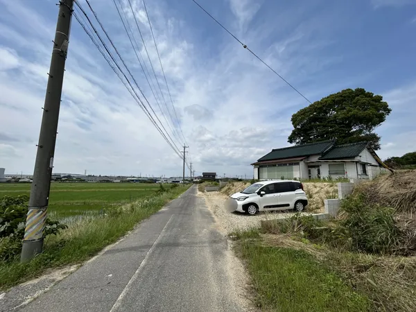 前面道路を含む現地写真