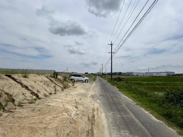 前面道路を含む現地写真