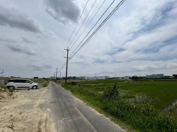 前面道路を含む現地写真