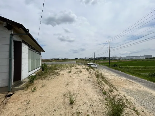 前面道路を含む現地写真