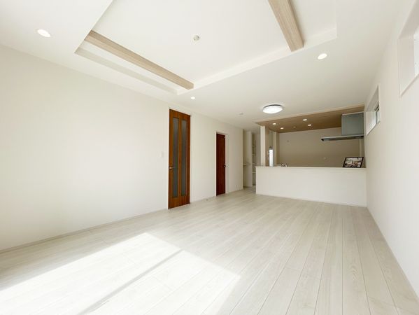豊田市中町中郷 2号棟 リビング 豊田市中町中郷 2号棟 リビング