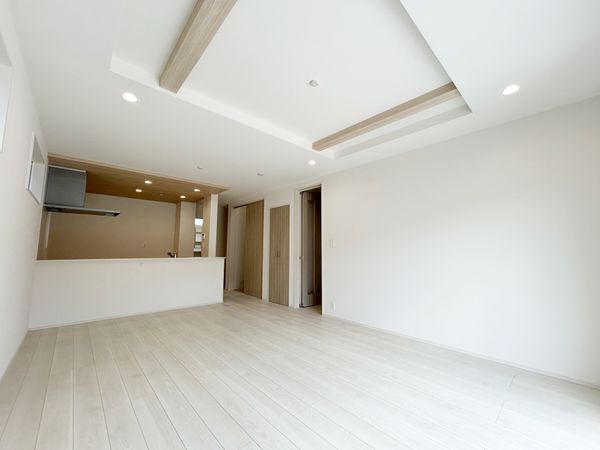 豊田市小坂町13丁目 2号棟 リビング 豊田市小坂町13丁目 2号棟 リビング