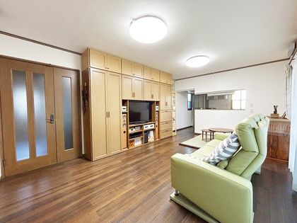 豊田市五ケ丘3丁目 リビング