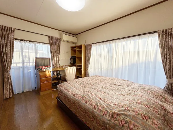 ２階洋室（約6.0帖）