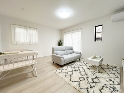 豊田市平戸橋町平戸 1号棟 リビング