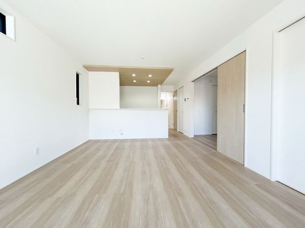 豊田市野見山町1丁目 2号棟 リビング リビング