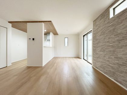 豊田市五ケ丘3丁目 リビング