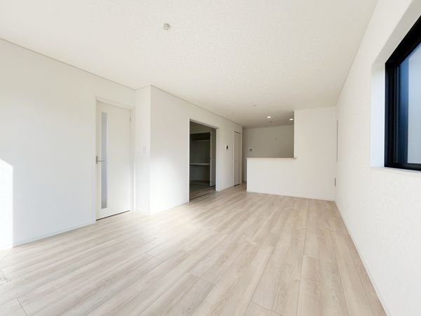 豊田市堤町御茶屋 2号棟 リビング リビング