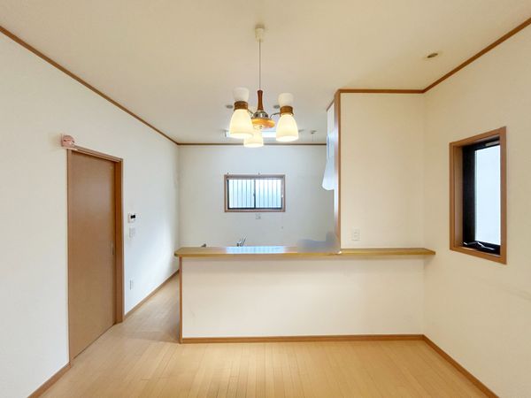 豊田市朝日ケ丘1丁目 リビング