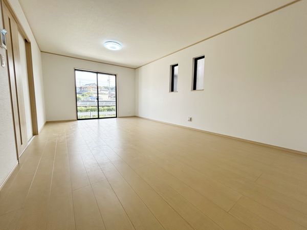 豊田市市木町3丁目 リビング 豊田市市木町3丁目 リビング