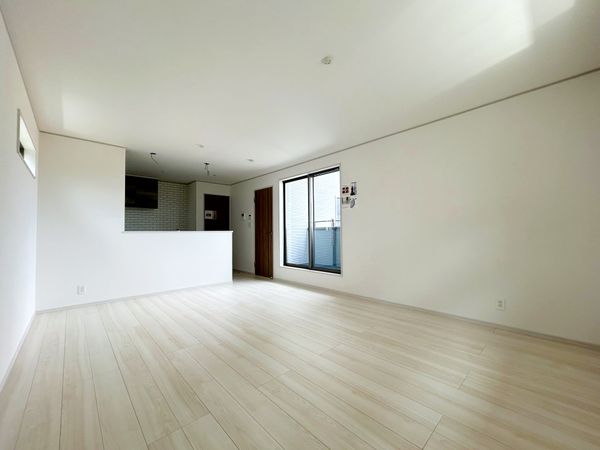 豊田市天王町1丁目 リビング