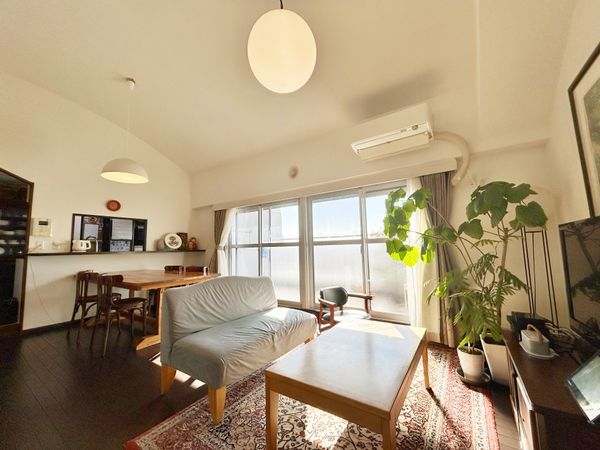 サンシティパークヒルズ秋葉台 リビング