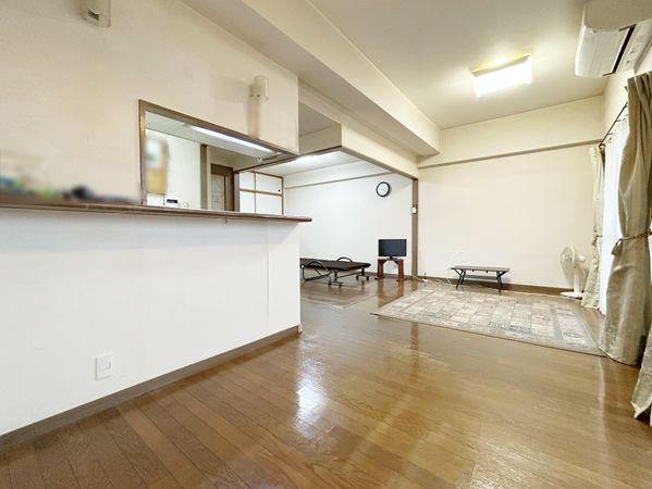 グローリアス豊田梅坪西 リビング