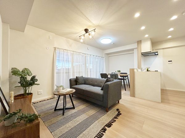 グローリアス豊田大林公園 リビング グローリアス豊田大林公園 リビング