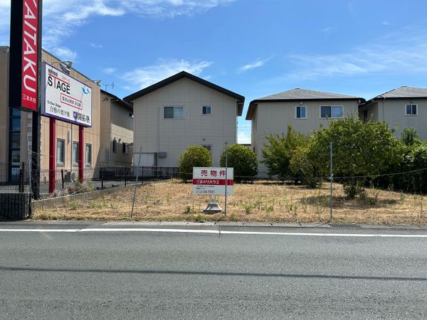 豊橋市三本木町字新三本木 土地 前面道路含む外観 豊橋市三本木町字新三本木 土地 前面道路含む外観