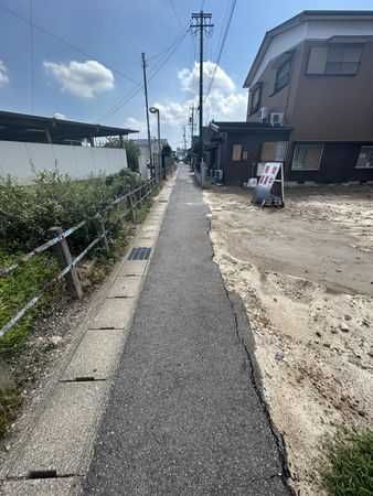 岡崎市矢作町字池田 土地 前面道路含む外観 岡崎市矢作町字池田 土地 前面道路含む外観