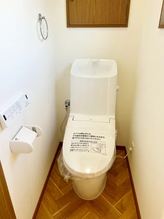 温水洗浄便座の２階トイレ